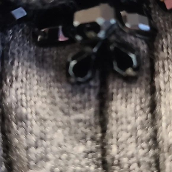 GUC Never Worn Simply Vera Vera Wang Charcoal and Black Cardigan - Picture 3 of 5